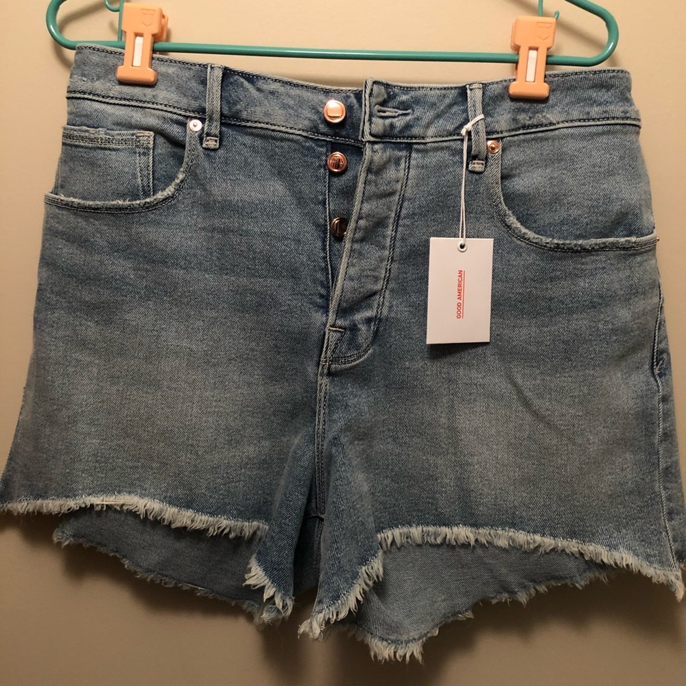 Good American the bombshell high waisted short